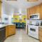 Colorful Cactus - Hot Tub, BBQ and Fire Pit! home - Joshua Tree