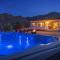 La Luna Azul - Privacy in the Boulders with Hot Tub & Fire Pit home - Joshua Tree