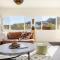 La Luna Azul - Privacy in the Boulders with Hot Tub & Fire Pit home - Joshua Tree