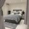 Lavish The Marble Apartment