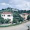 Tanias House