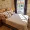 Dom Peyreton Prestige cottages set in a charming wine property - Villegouge