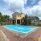Afamosa Villa with private pool by BeeStay - Kampong Alor Gajah
