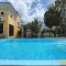 Afamosa Villa with private pool by BeeStay - Kampong Alor Gajah