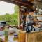 Delightful Shepherd hut - Graffham