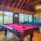 Ledge Lodge Burkesville Getaway Pool and Views!
