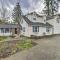 Spacious Grants Pass Home with Hot Tub and Views! - Grants Pass