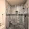 Deja Blue Oceanside Condo on Beach with Pools!