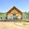 Johnson City Home with Hot Tub - Close to Wineries!