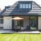 Rosey Lodge -1Bedroom Cousy Flat - Parking, Netflix, WIFI - Close to Blenheim Palace & Oxford - F5