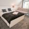 Rosey Lodge -1Bedroom Cousy Flat - Parking, Netflix, WIFI - Close to Blenheim Palace & Oxford - F5
