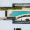 City oasis - 3 BR apt. on Maroochy river, pool, AC