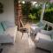 Charming 1 bdr apt w/ pool 5min Popi beach