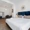 Malaga City Suites
