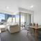 The Alexander Apartments - Harbour Views, Parking, Pool, 24hr Concierge