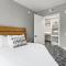 Coda on Half, a Placemakr Experience - Navy Yard - Вашингтон