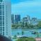 CBD Cozy 2Beds Apt at Brisbane Tallest building With Free Parking