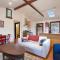 Berkeley Cottage, Comfy, Stylish Good Wi-Fi