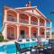 3 Bedroom Amazing Home In Liznjan