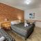The Cottage Motor Inn Albury CBD