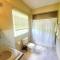 Venance Grand Yer apt 2 Enjoys Sea Views in Rodney Heights - Gros Islet