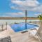 Waterfront Paradise, Private Pool & Dock, Poolside TV & Multi-TV Game Room