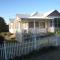 Brezza Bella Boutique Bed & Breakfast - Merewether