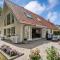 Awesome Home In Dronningmølle With Wifi