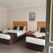 Golden Reef Motor Inn