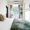 Taitung Bear Station Easy Stay