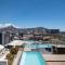 Modern Two Bedroom Unit, Mountain & Harbour Views - 开普敦