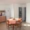 ANCELLE TAILLAS RDC CHALET