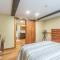 736 1/2 A Main Street - أوراي