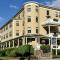 Colonial Inn