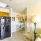 PCB Condo with Pool and Grill Access - Walk to Beach! - بنما سيتي بيتش