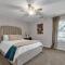 Modern 3-bedroom home with patio and fire pit - ممفيس