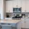 Cozy Sweet Retreat Brand New Private Home w Spa Game Room and Firepit