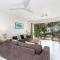 Seascape Holidays at Beachfront Terraces - Port Douglas