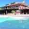 Swimming pool, close to Rome, in the Rome countryside, WiFi - مونتيروتوندو