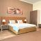 Caravan Hotel