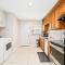 Opulent, Luxurious & Modern APT 7 Min From TX Med Center - Houston