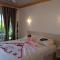 Thoddoo Garden inn