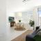 Avalon Beachside Apartment - Avalon