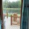 Cedar Boutique Lodge-dog fishing and Spa access - York