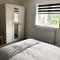 Spacious En-suite Private Double Bedroom