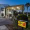 Super 8 by Wyndham Kinder/Coushatta near Casino