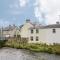 1 The Croft