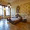 Leon Rooms