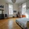 Leon Rooms