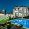 Complex Villa White - Pula